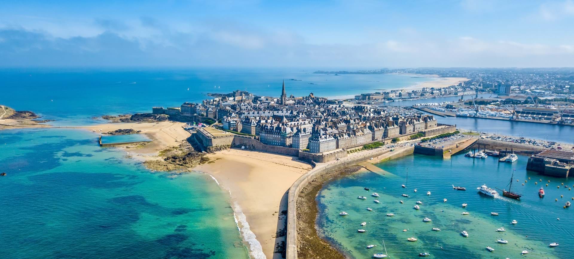 Vue aérienne de Saint Malo en Bretagne