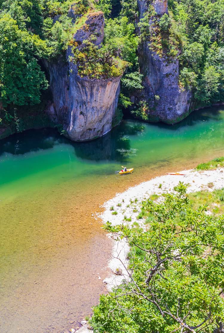 Pont brisé dans les gorges du Tarn