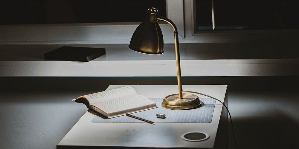 Guide d’achat : comment choisir sa lampe de bureau ?
