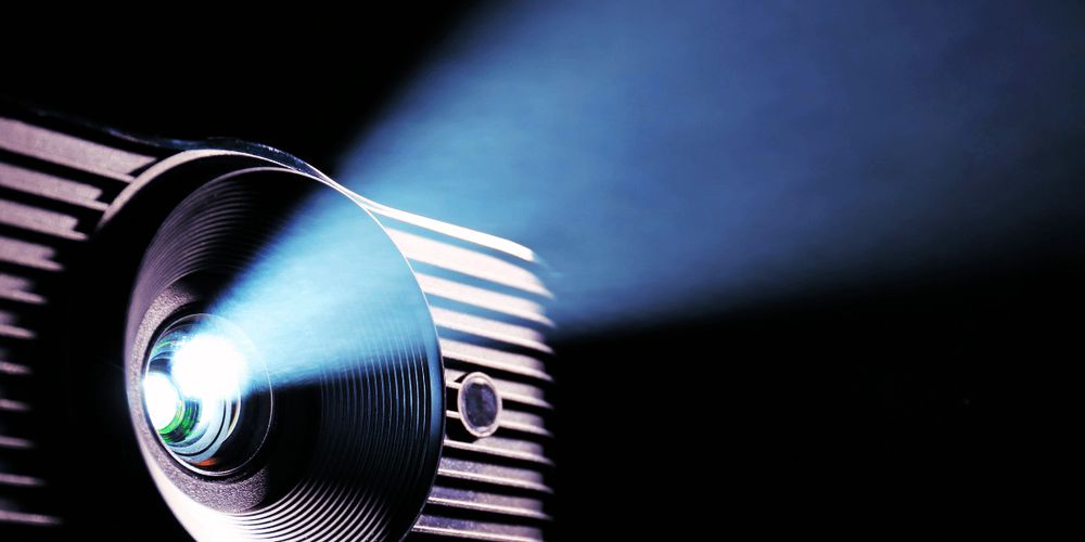 Guide d’achat : Pourquoi faut-il bien choisir son vidéoprojecteur ?