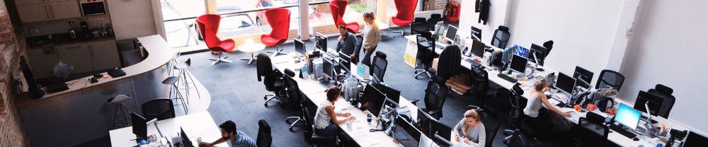 Les 10 fournitures de bureau indispensables pour bien organiser un open space