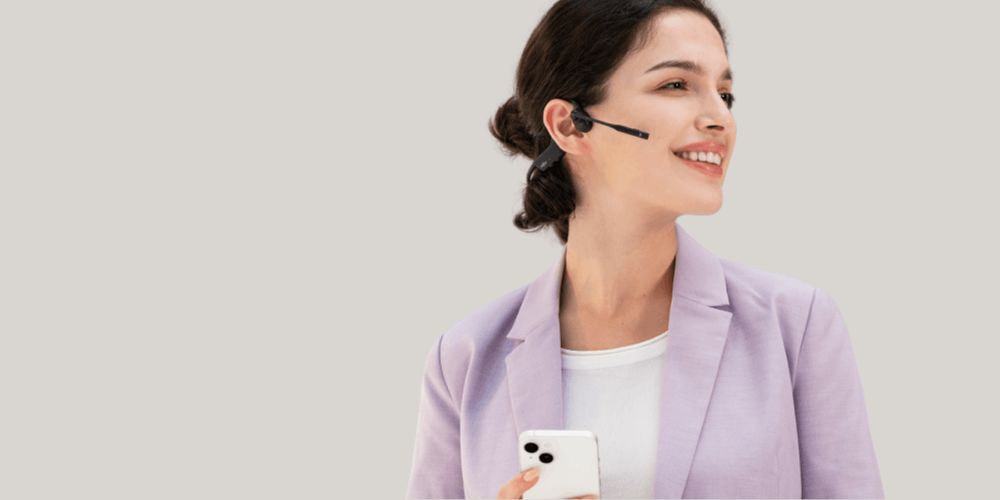 Zoom produit : Casque sans-fil à conduction osseuse OpenComm2 de SHOKZ
