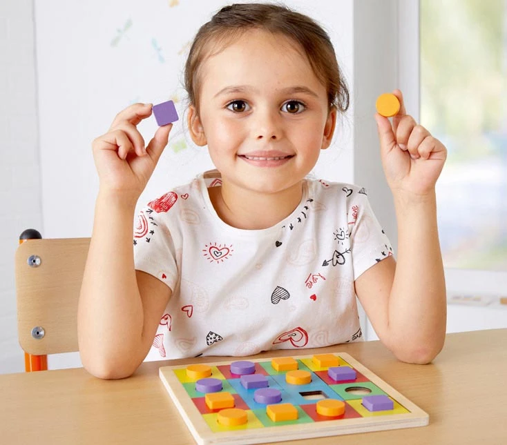 Enfant jeux éducatifs Nathan maternelle