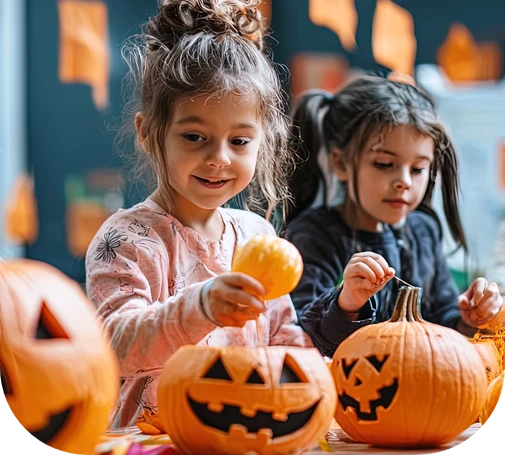 image d'enfants avec des citrouilles